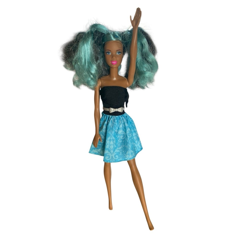 Mattel Barbie Style Day to Night African American Doll Twist Change Hair Blue
